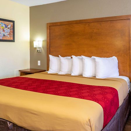 Econo Lodge Weldon - Roanoke Rapids Eksteriør bilde