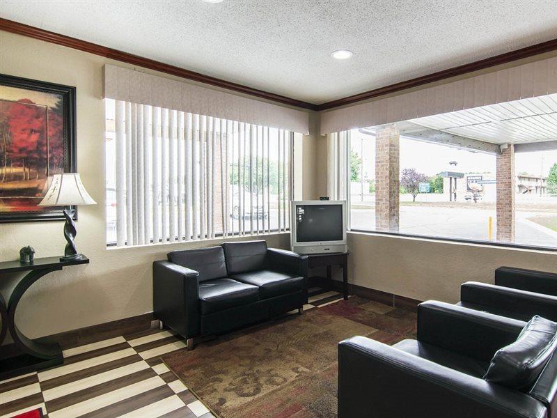 Econo Lodge Weldon - Roanoke Rapids Eksteriør bilde